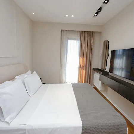 Luxury Garden Building Tirana Apartament 20Th Floor * Tirana