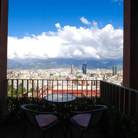 Luxury Garden Building Tirana Apartament 20Th Floor