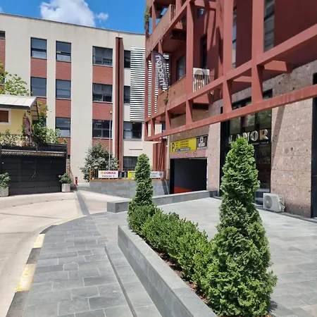 Luxury Garden Building Tirana Apartament 20Th Floor * Tirana