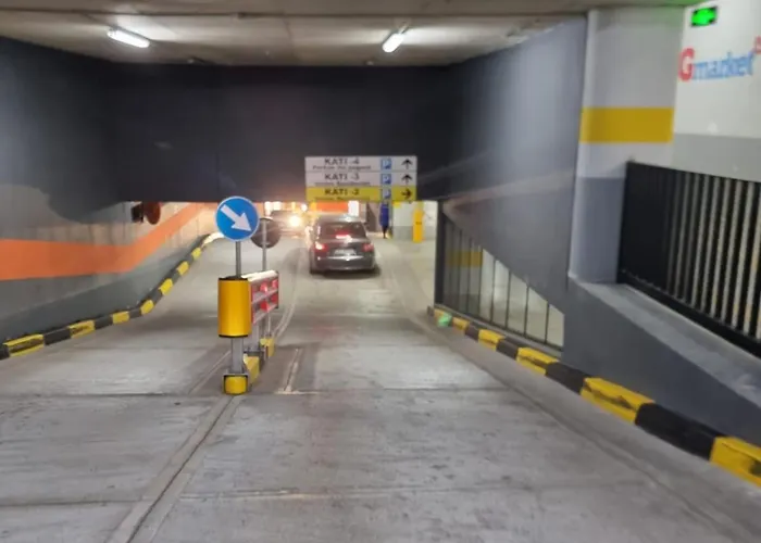 Albania Haven 20b * 地拉那